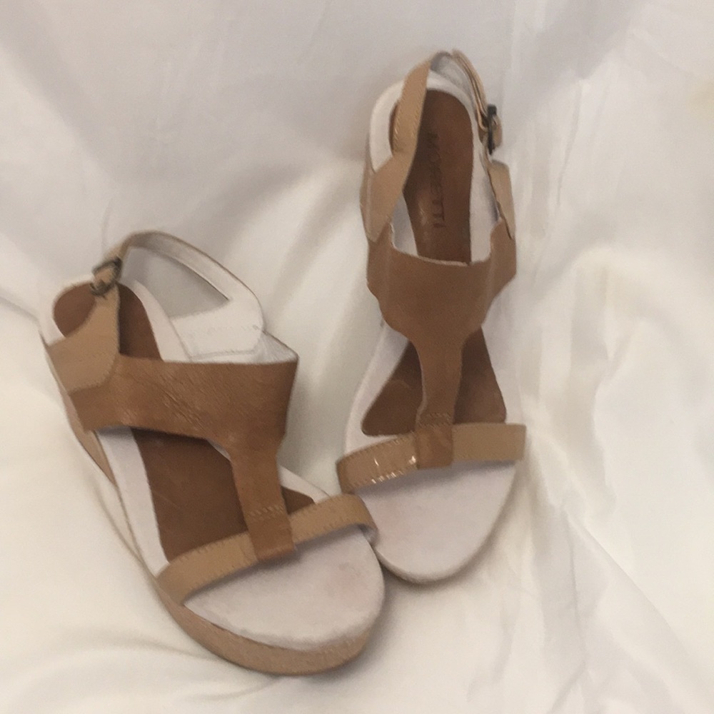 MORETTI Patent Leather Wedge Platform Sandals Shoes Sz 37